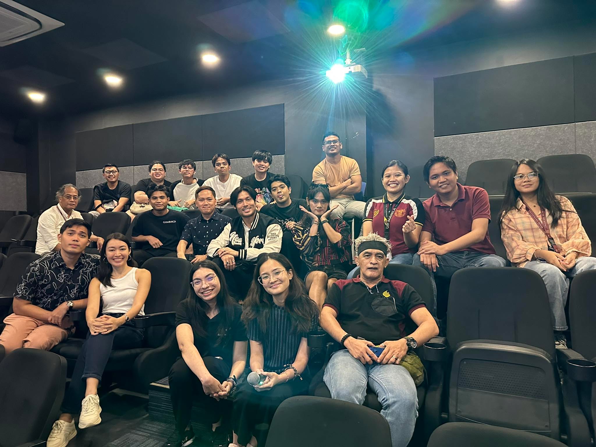 Huling Palabas Still 04